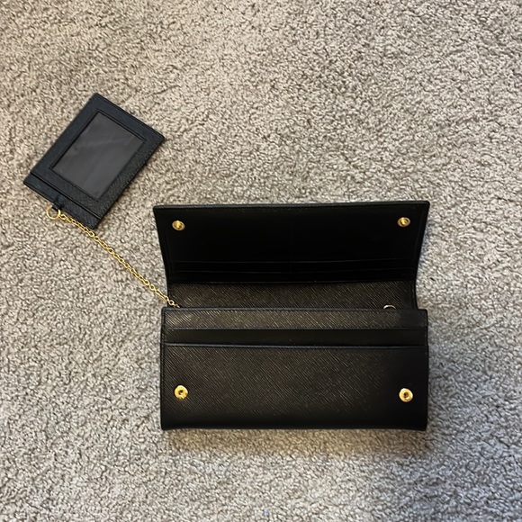 PRADA Large Saffiano Leather Wallet - Picture 2 of 10